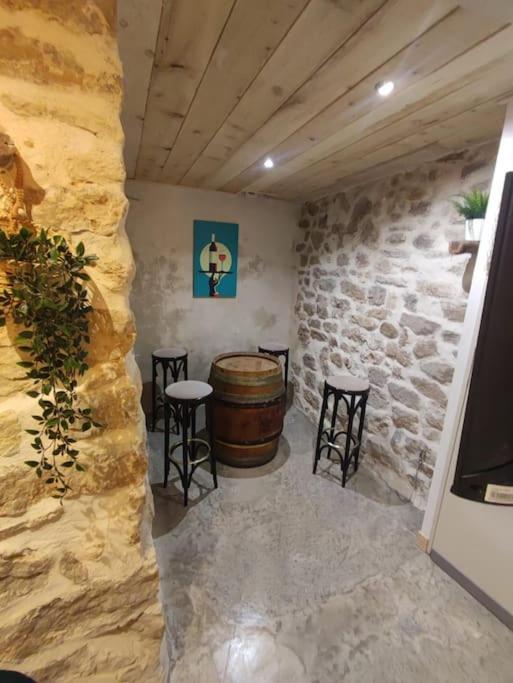 Appartement Cosy 2/4 Personnes La Roquebrussanne Exterior photo